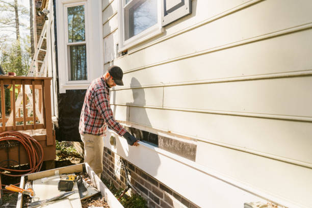 Top rated local Emergency Siding Repair specialists in Terryville, CT